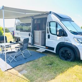 Produktbild - Eura Mobil V 635 HB