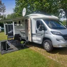 Product afbeelding - Adria Coral Plus 670 DL