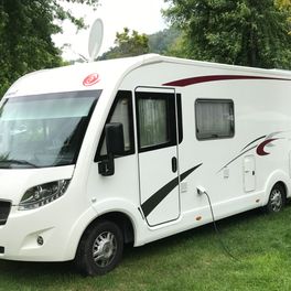 Imagen del producto - Eura Mobil Integra Line 690 ...